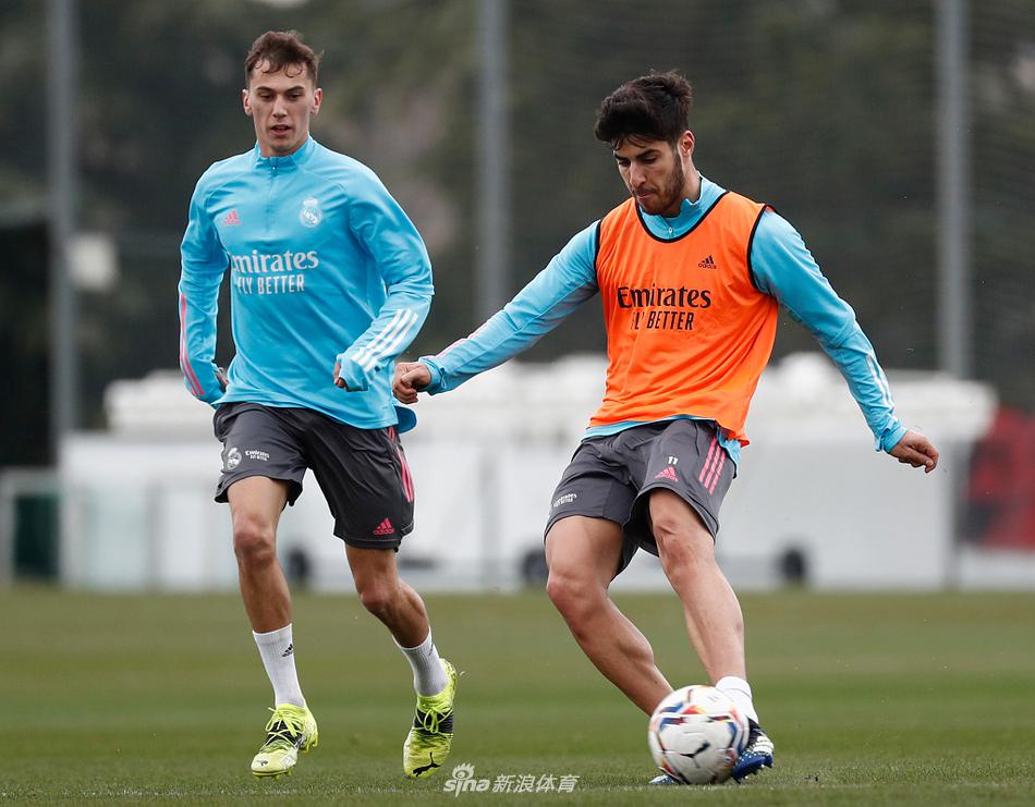 نموذج استرشادي عربي تالته ثانوي 2024دليل شامل للطلاب وأولياء الأمور